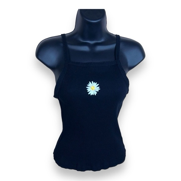 MEDIUM WILD FABLE BLACK CROPPED DAISY TANK TOP RIBBED STRETCH 90s STYLE - Picture 1 of 7